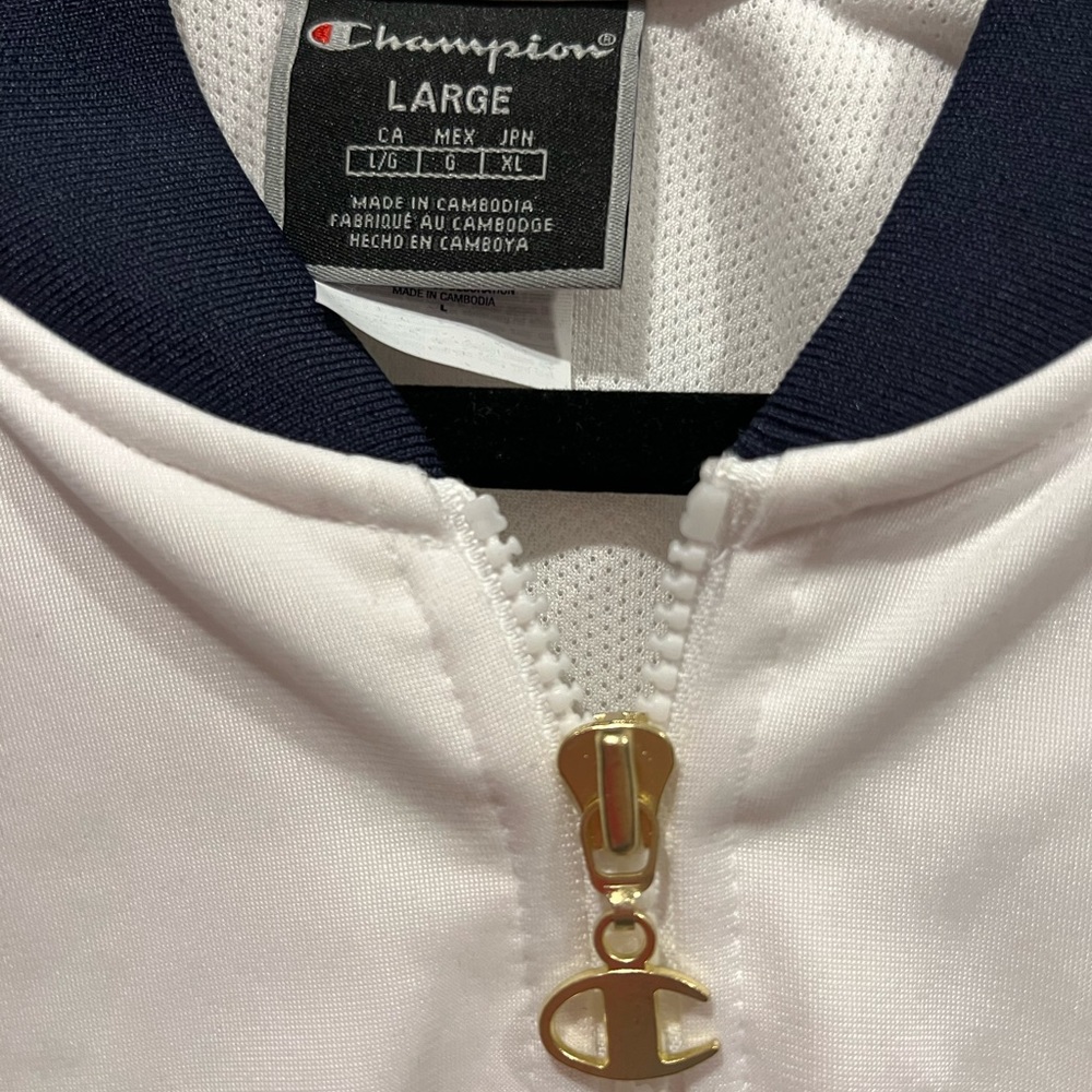 Champion Jacket White Kid’s Size L |New with tags